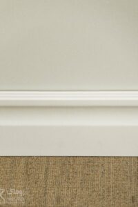 قرنیز سفید چوبی شیک