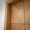 درب اتاق منهتن، طرح هندسی رگه‌ها از زاویه پایین