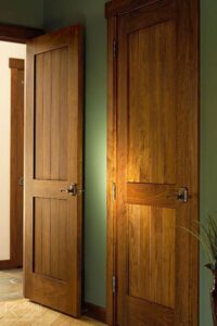 درب آپارتمان با خطوط CNC