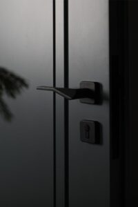 دستگیره درب شیک و ساده طوسی