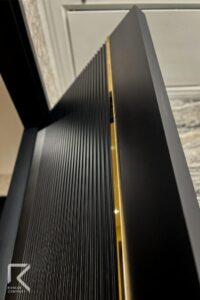 grey-wooden-door-gold-straight-line-07