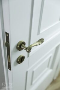 دستگیره درب سفید