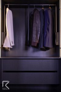 اکسسوری کمد مدرن روکش تاپ مات با بدنه کتان دودی تیره