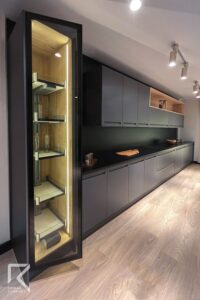 دکوری شیشه ای کابینت آشپزخانه مدرن