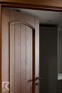 درب اتاقی قاب تونیک هلالی ماهاگونی