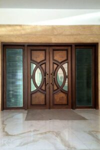 درب چوبی ورودی لابی