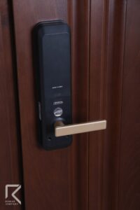 smart-entrance-door-handle-04