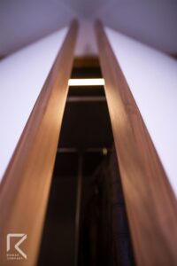 کمد دیواری سفید روکش تاپ مات با دستگیره توکار چوب راش