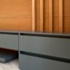 تی وی وال پرستیژ، کشوهای طوسی میز تلویزیون از نزدیک