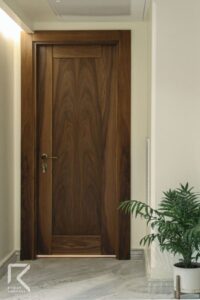 درب سرویس بهداشتی روکش گردو ابلق