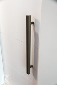 دستگیره درب ضد سرقت سی ان سی سفید