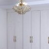 کمد دیواری ایستر، کمد سفید زیر لوستر