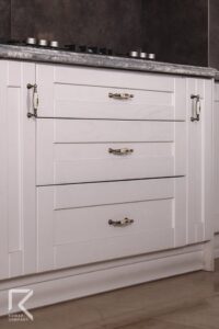 کشوی پایین گاز کابینت وایت واش قاب تونیک