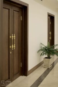 درب لابی تمام چوب