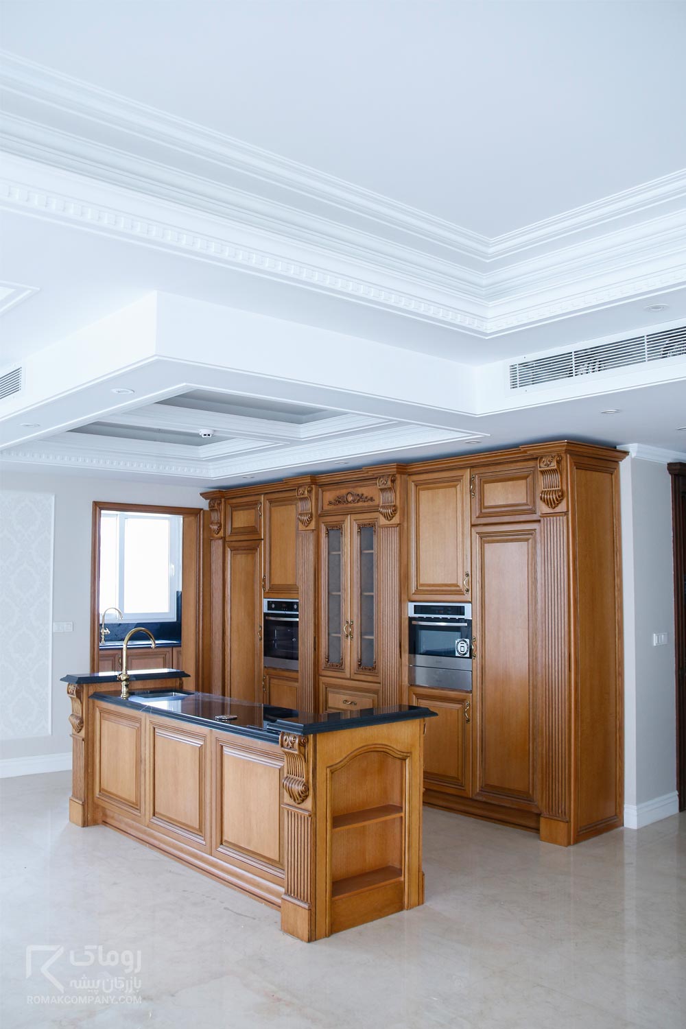 کابینت چوب راش با رنگ عسلی