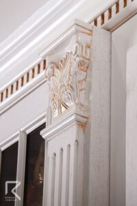 سرستون کرم طلایی کابینت جدید