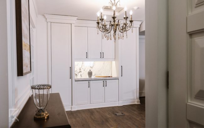 کابینت لوکس با رنگ پوششی