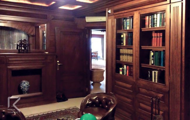 کمد کتابخانه چوبی کلاسیک